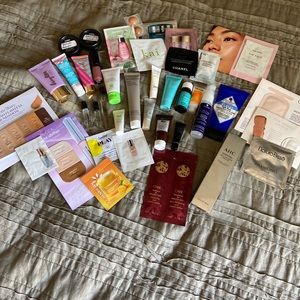 Luxury beauty sample lot